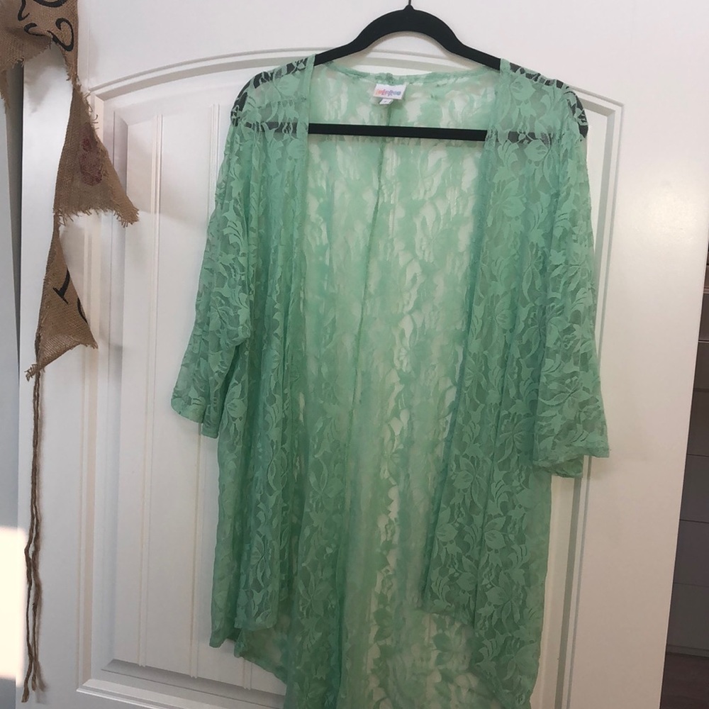 Breathtaking mint lace Lindsay by Lularoe
